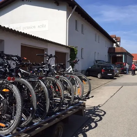 Pensjonat Hotel-pension Seitz Wolframs-Eschenbach